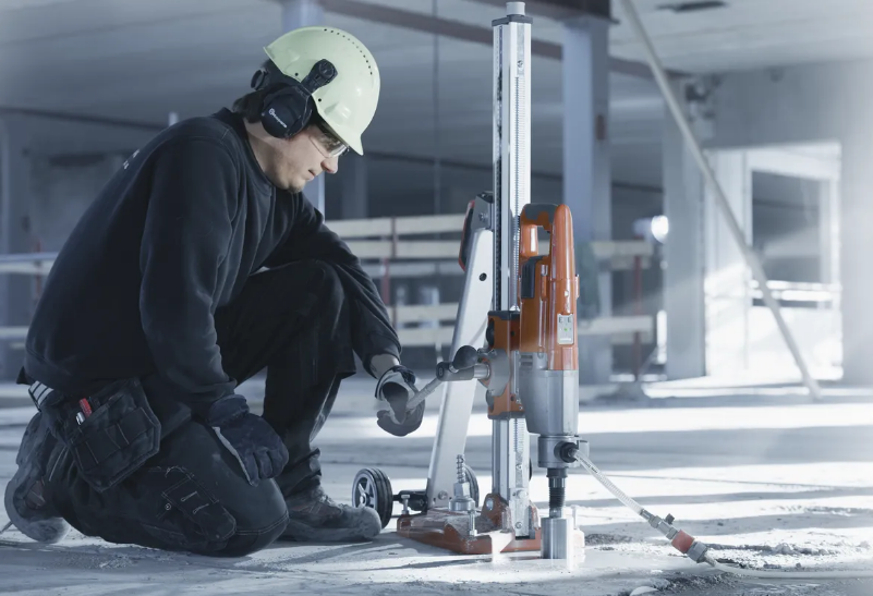 HUSQVARNA DM 220 Φορητή Καροτιέρα 966563501